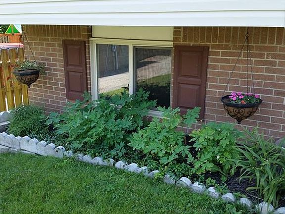4th image of 219 Valley Stream Dr