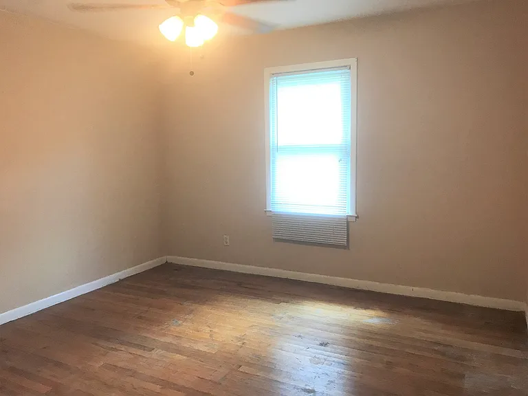 118 Sandy Way — Photo 10