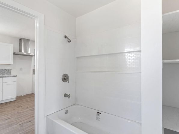 fresno-california-82865034 picture