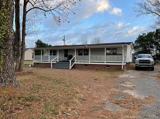 633 E Lynches River Rd, Lamar, SC 29069