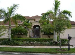 19050 Park Ridge St, Weston, FL 33332