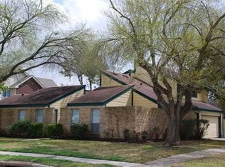 14827 El Grande Dr, Houston, TX 77083