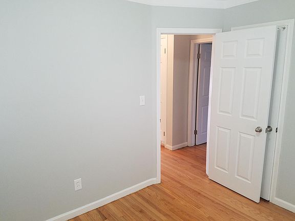 5th image of 11396 Cardwell St