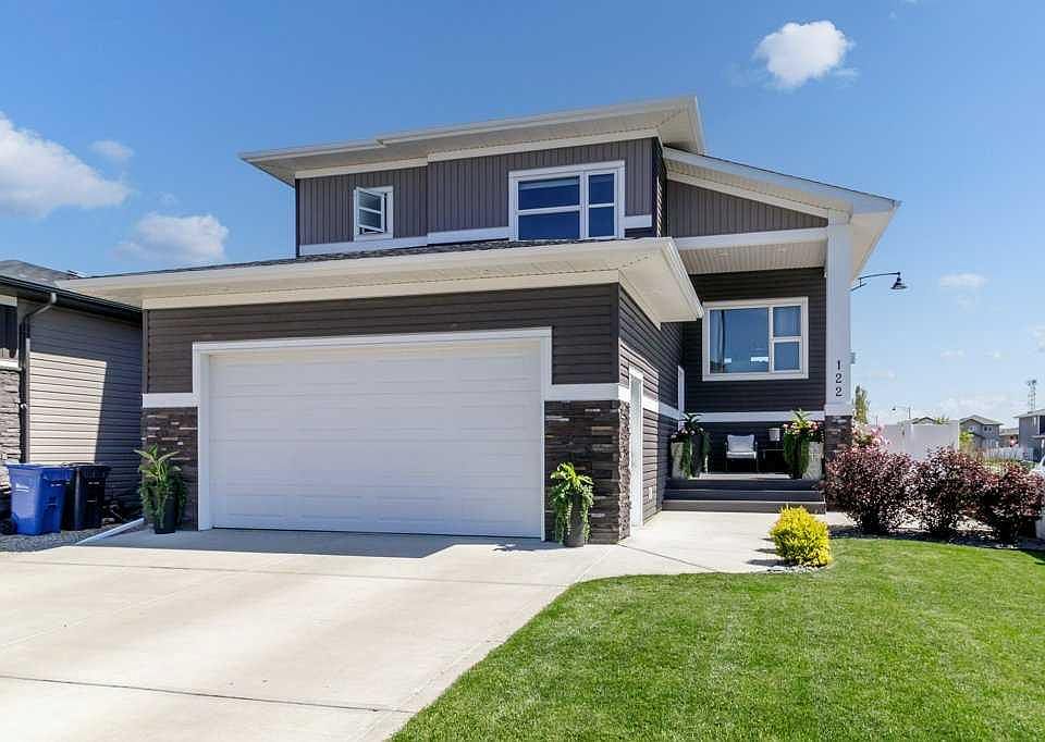 1st image of 122 W Lundberg Cres