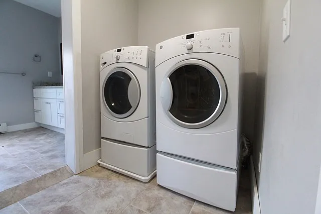 263 Brown Street — Photo 17