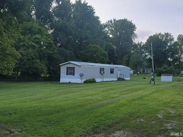 2598 E Eldridge St, Star City, IN 46985