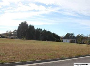 104 Bream Ln, Boaz, AL 35957
