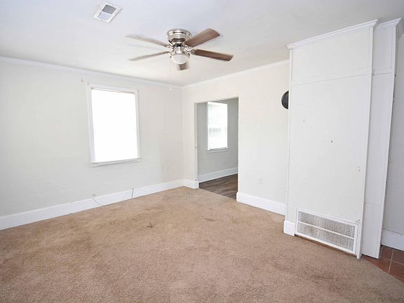 5th image of 906 Woodward Ave