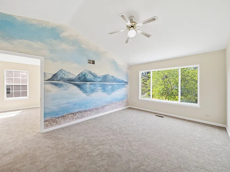 1329 Newport St — Photo 8