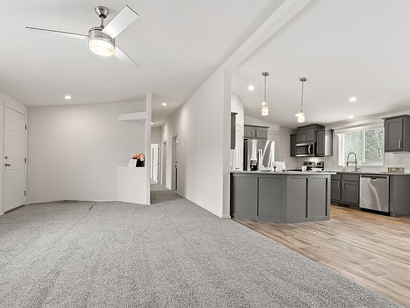 3rd image of 2500 Alder St #334
