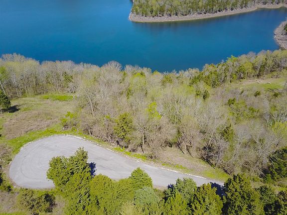 3rd image of 0 Harbor Pointe Dr Lot 81