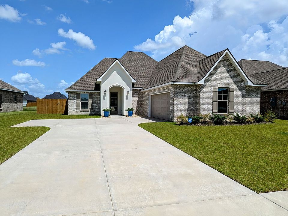 1st image of 213 Preston Rose Ln
