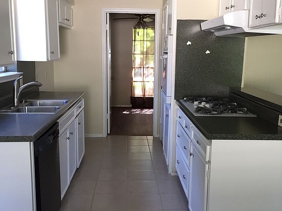 4th image of 11215 Sagecanyon Dr