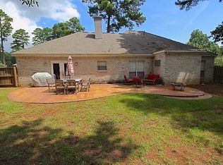 330 Pinewood Ln, Ridgeland, MS 39157