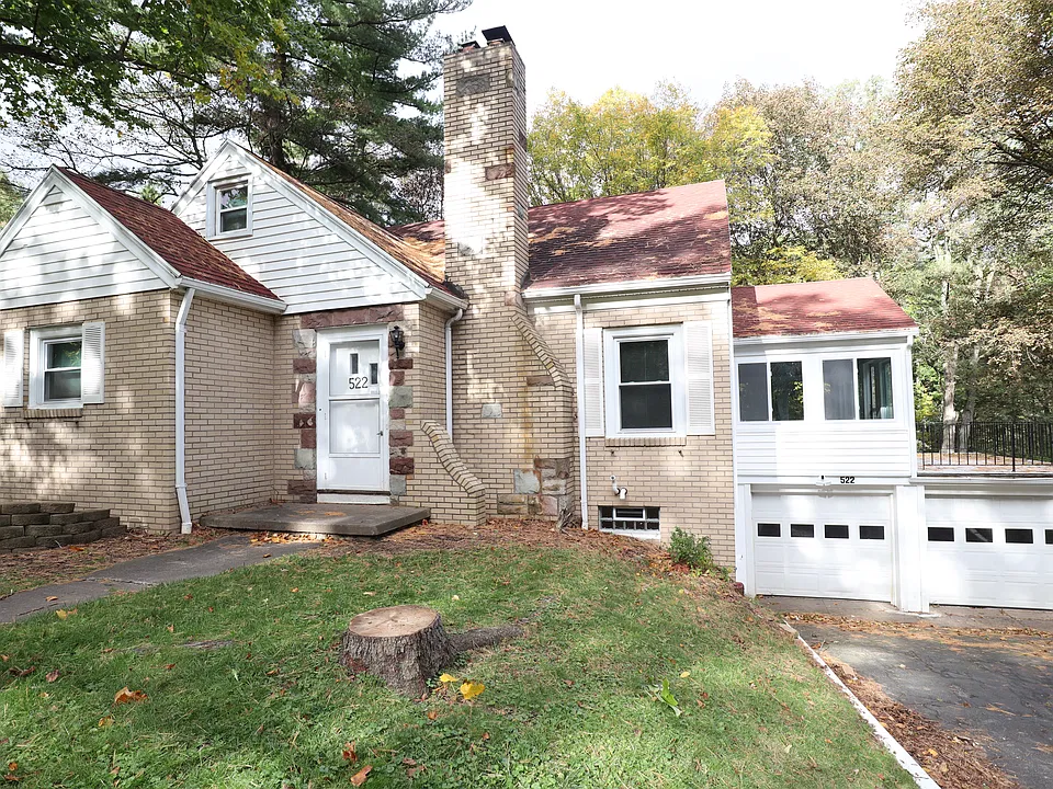 522 Pinegrove Ave