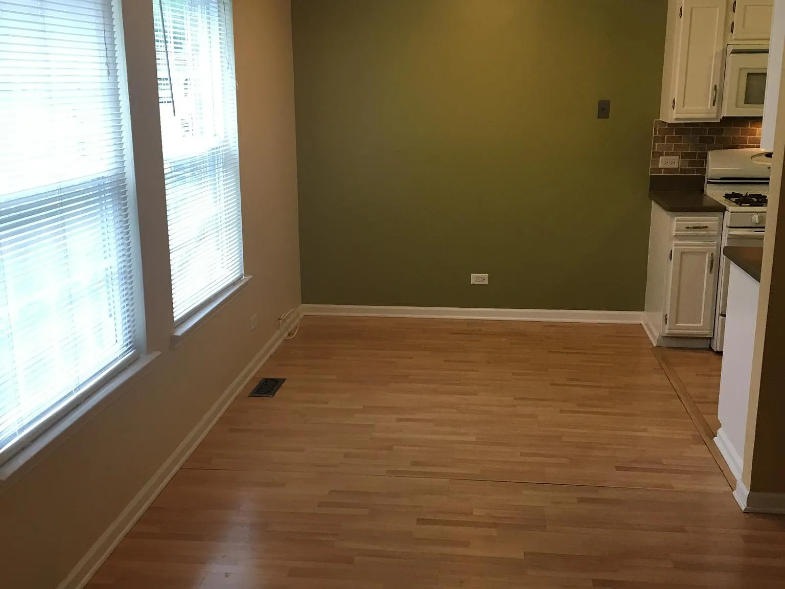 2 bed, 1.5 bath, 1250 sqft, $2,250 — Photo 4