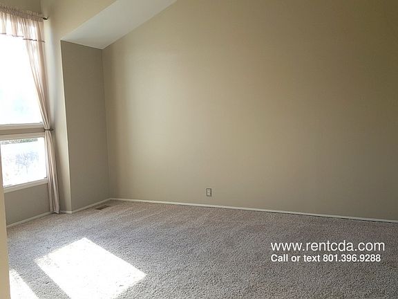 5th image of 1667 E Ensign Cir