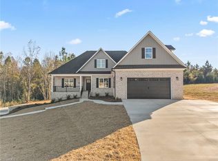 210 Painted Trl, Lexington, NC 27295