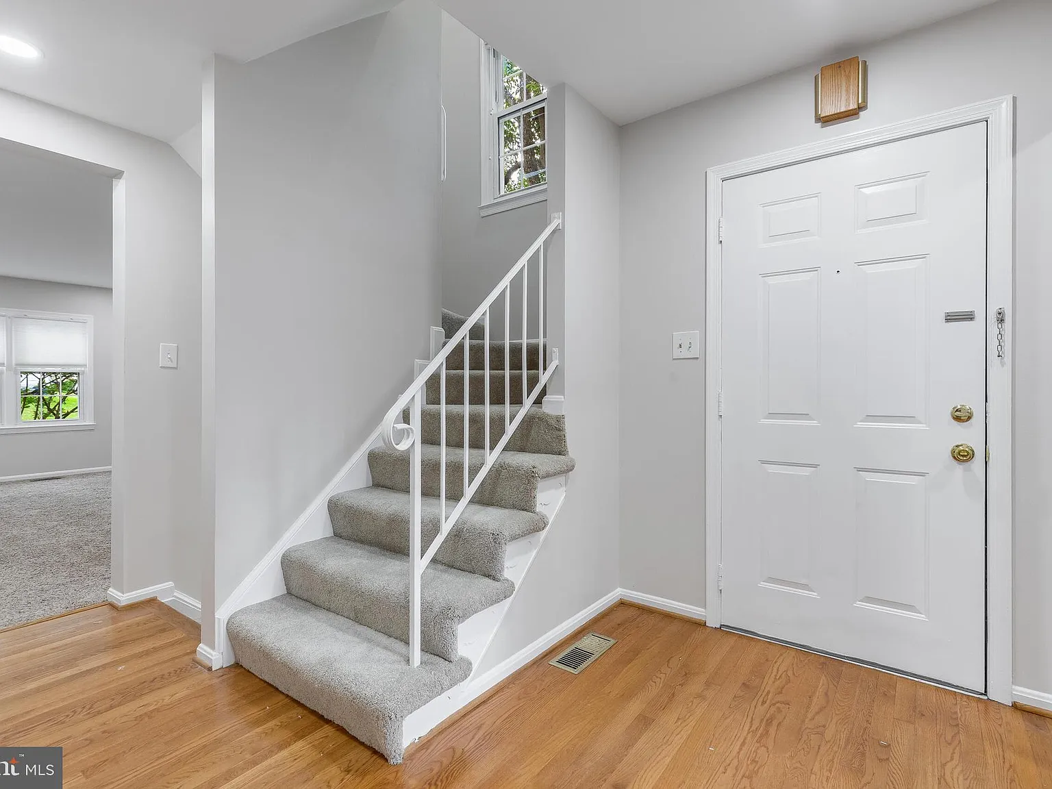 3 bed, 3.5 bath, 1540 sqft, $3,400 — Photo 4