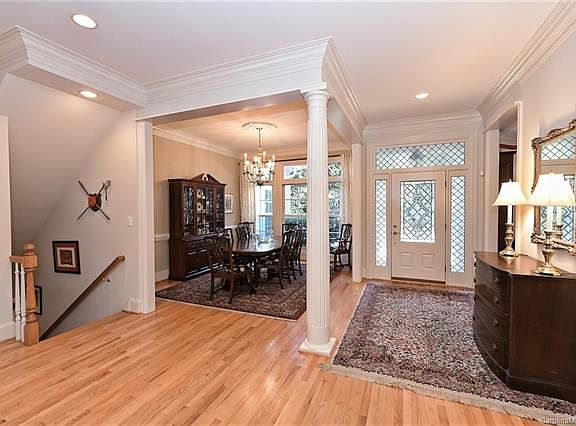 2nd image of 4204 Waterford Dr