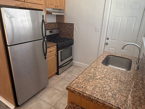 3rd image of 439-449 Anastasia Ave #18