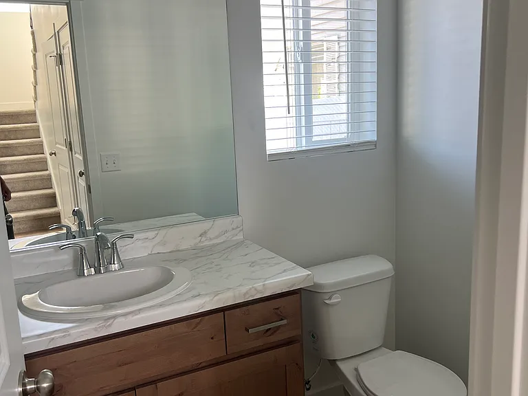 384 S Fort Ln — Photo 9