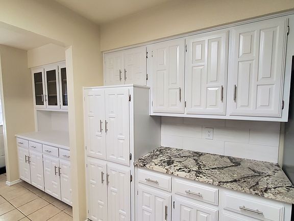 Extra Kitchen Cabinets