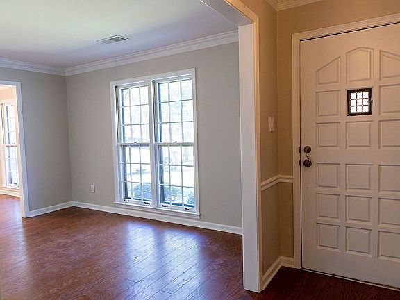 Entryway & living room