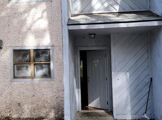 140 Freedom Ct APT G, Hinesville, GA 31313