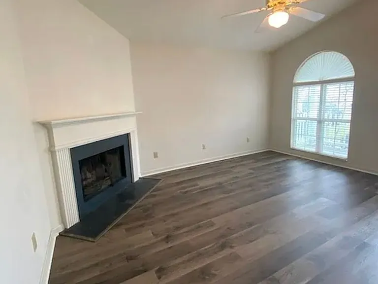 2080 Call Dr — Photo 3