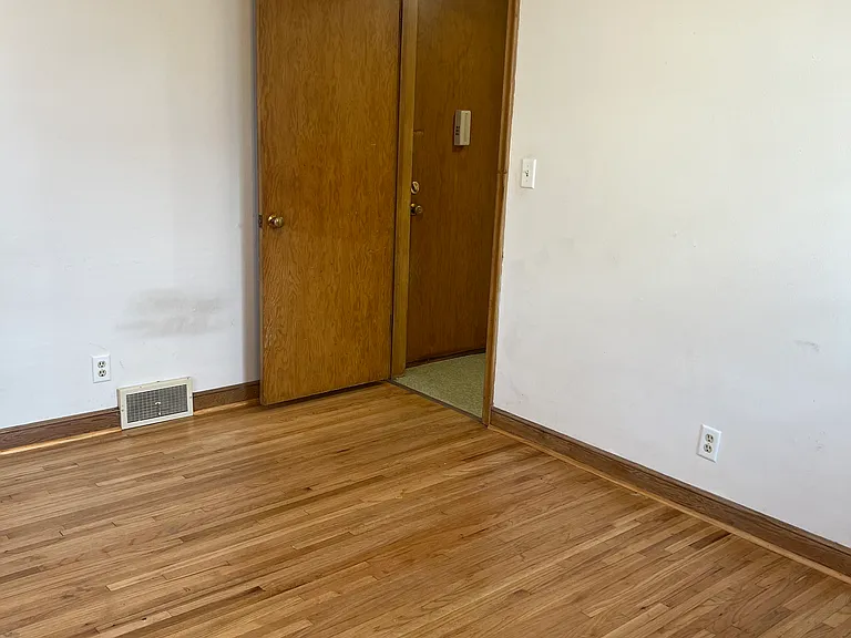 390 Pierce St N #4 — Photo 10