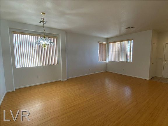 5th image of 9401 W Gilmore Ave