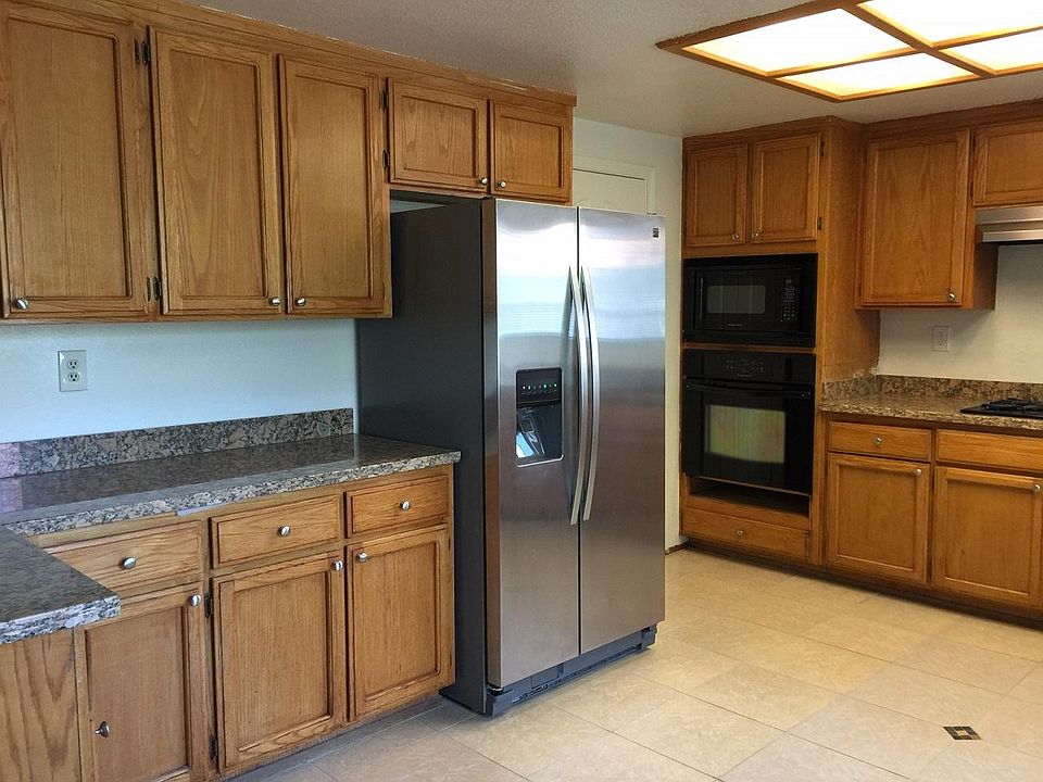 1st image of 770 Kings Canyon Ct