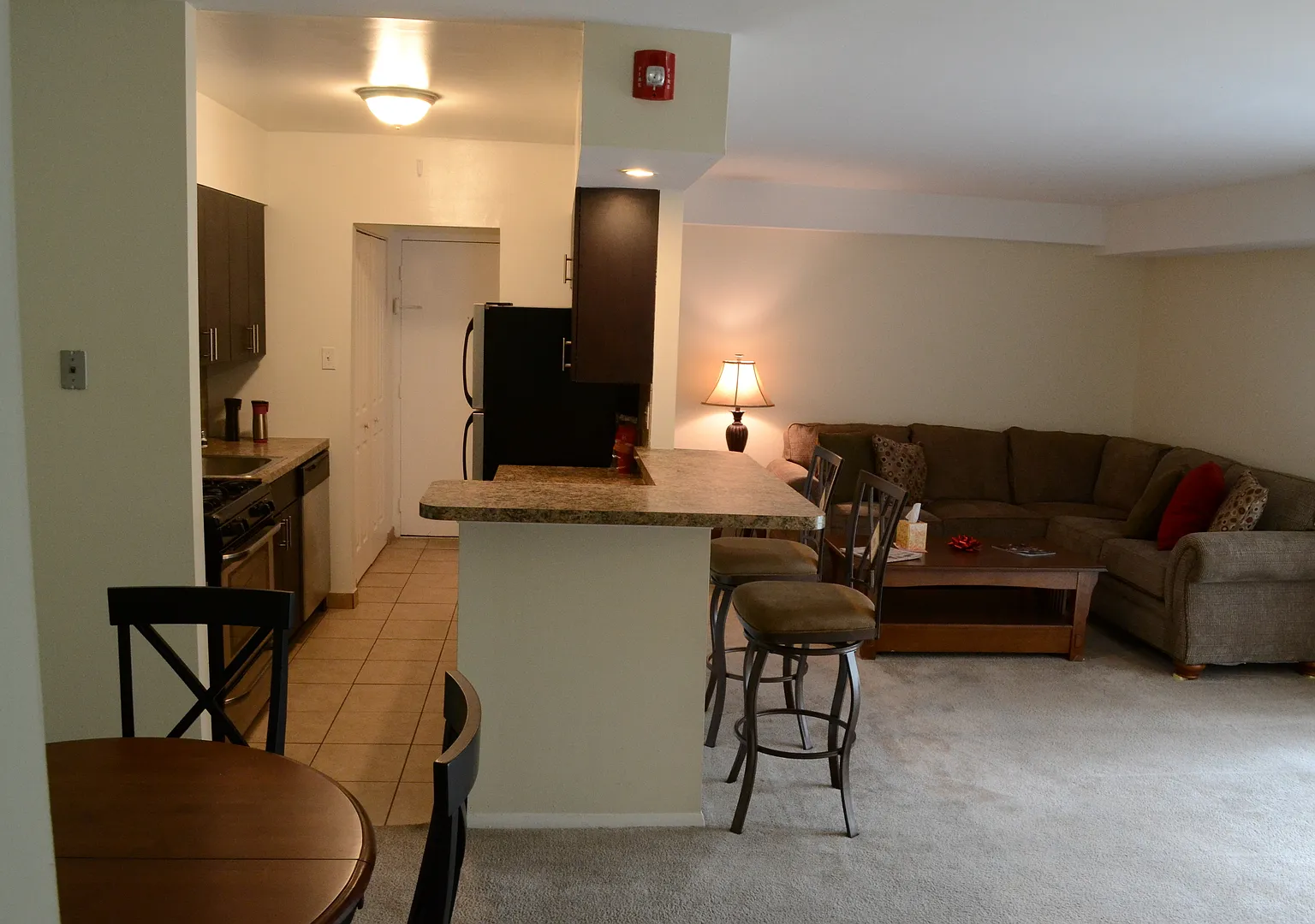 Valley Point Apartments — Photo 3