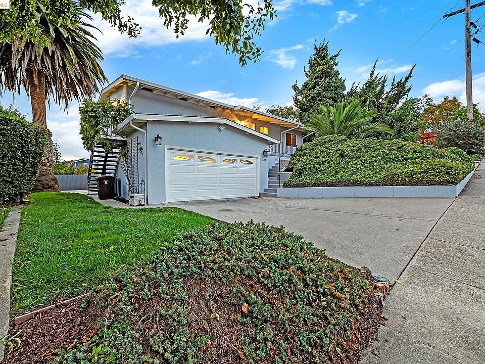 1st image of 631 El Cerro Dr