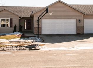 3870 Winesap Dr NW, Rochester, MN 55901