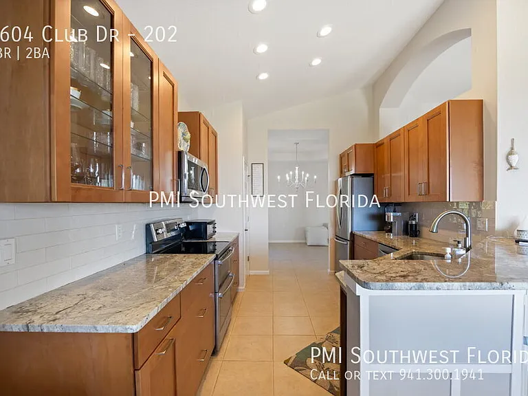 4604 Club Dr #202 — Photo 15