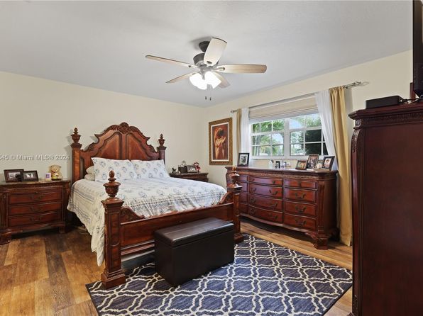 4900 SW 88th Ter, Cooper City, FL 33328