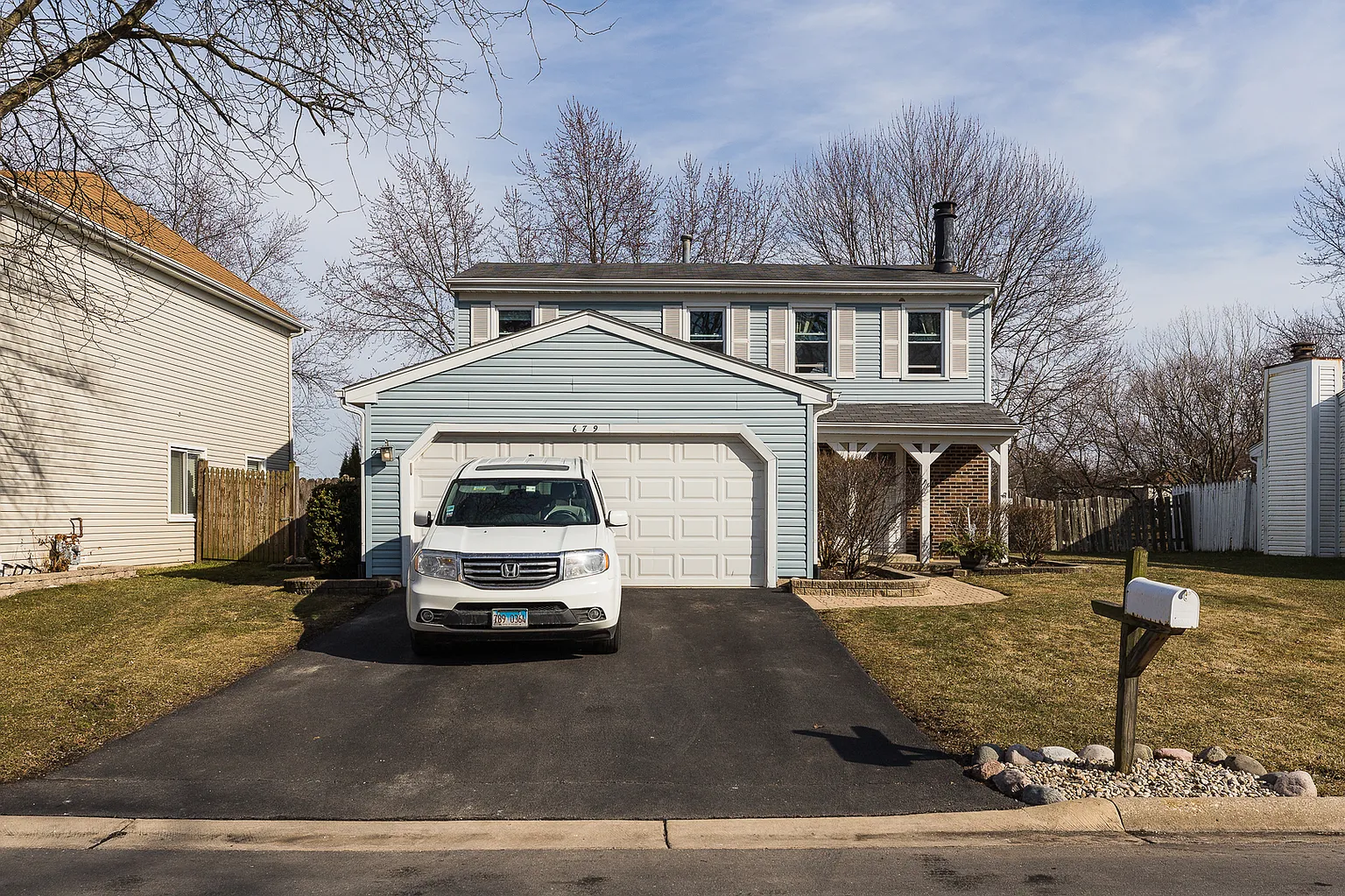 679 Iroquois Trl photo 1