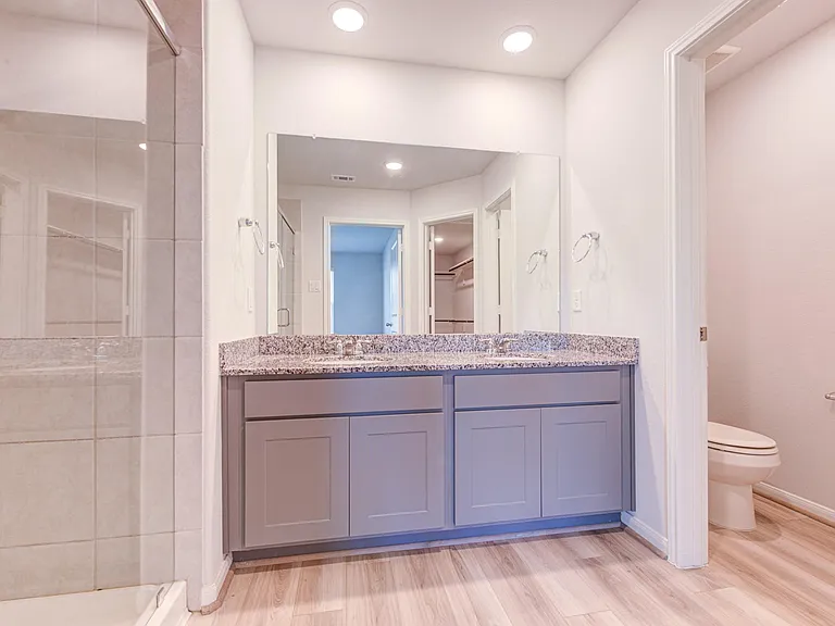 18831 Glenwood Chase Ct — Photo 10