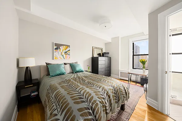 Sold by Douglas Elliman | media 12