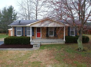 215 Sunview Dr, Shepherdsville, KY 40165