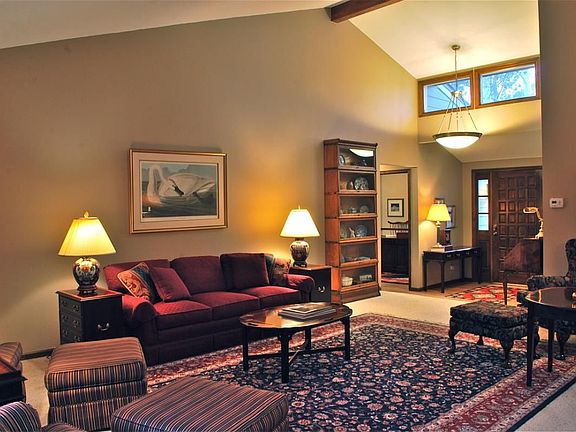 Vaulted Ceiling in Living Room