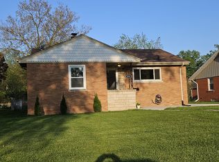 8243 Northcote Ave, Munster, IN 46321