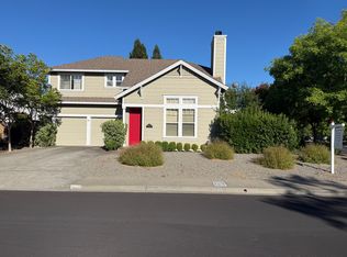 921 Chiles Ave, Saint Helena, CA 94574
