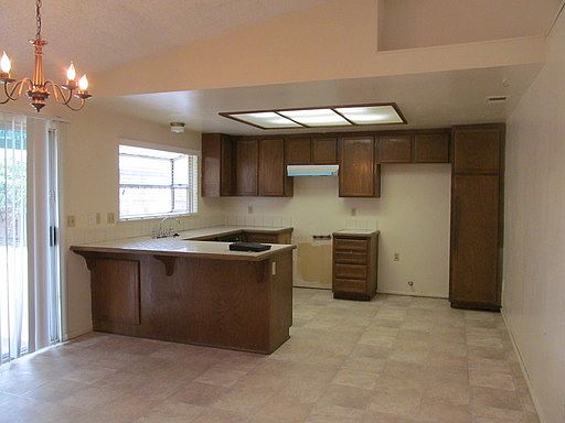 2nd image of 12698 Valley Meadows Dr