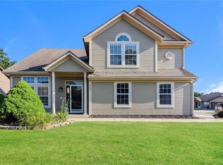1407 Bradford Dr, Greenwood, MO 64034