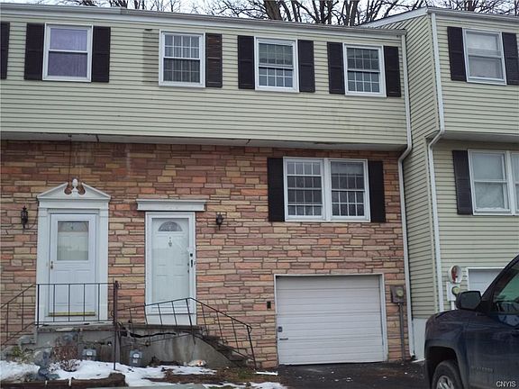 2nd image of 8413B Bramblebush Cir