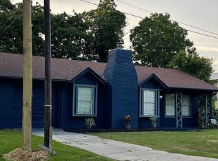 325 Lakewood Dr, Livingston, TX 77351