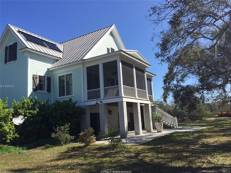2nd image of 32 Pineland Ave